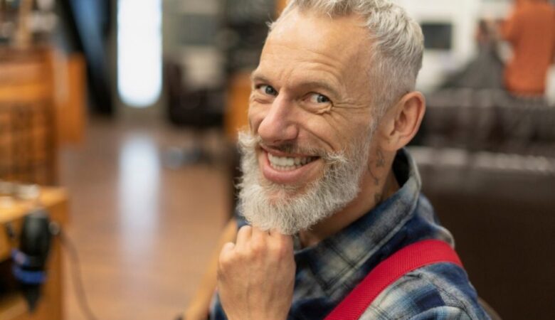 How many stitches after dental implant?